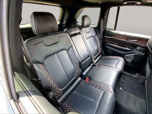 Used 2022 Jeep Grand Cherokee Summit w/ Adv Protech Group IV AWD/4WD image 19