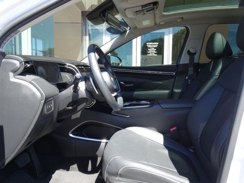 Used 2023 Hyundai Tucson Limited AWD/4WD image 8