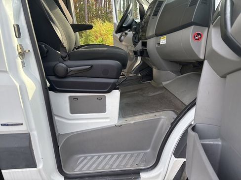 Used 2016 Mercedes-Benz Sprinter 3500 image 18