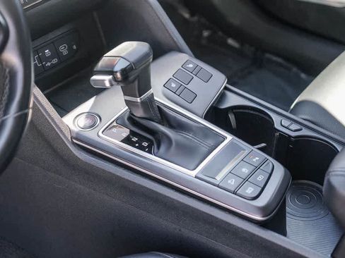 Certified 2026 Kia Sportage EX FWD image 18