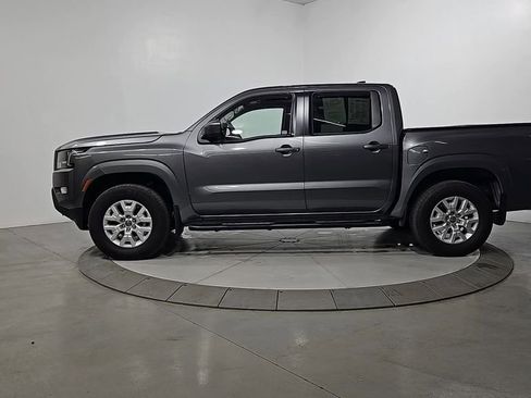 Certified 2024 Nissan Frontier SV w/ SV Convenience Package image 2