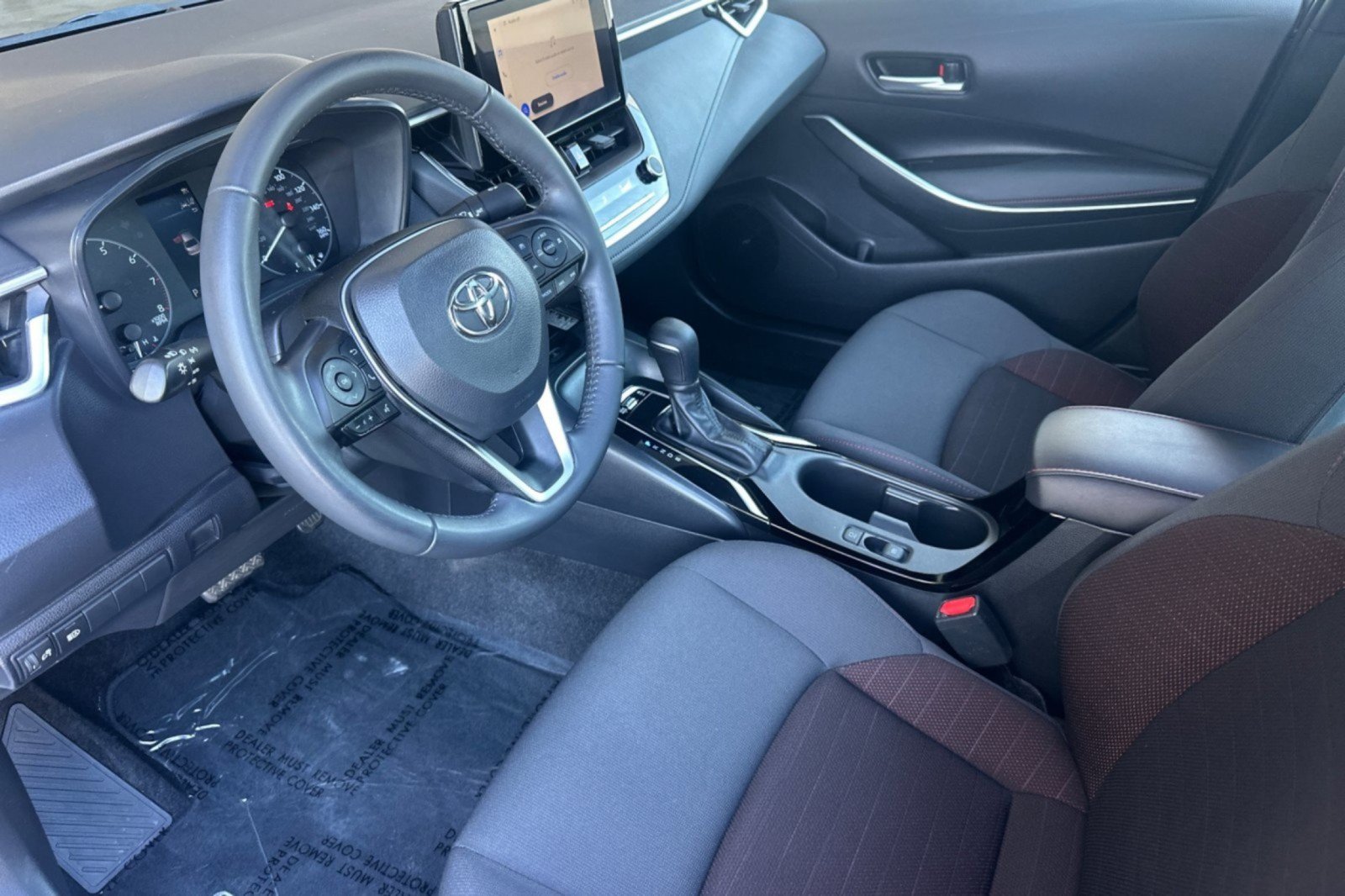 Certified 2024 Toyota Corolla SE w/ SE Premium Package FWD image 9