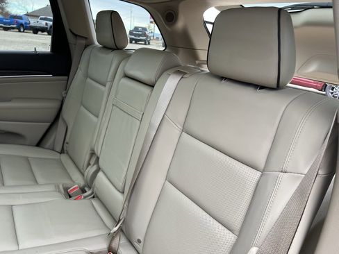 Used 2020 Jeep Grand Cherokee Overland image 22