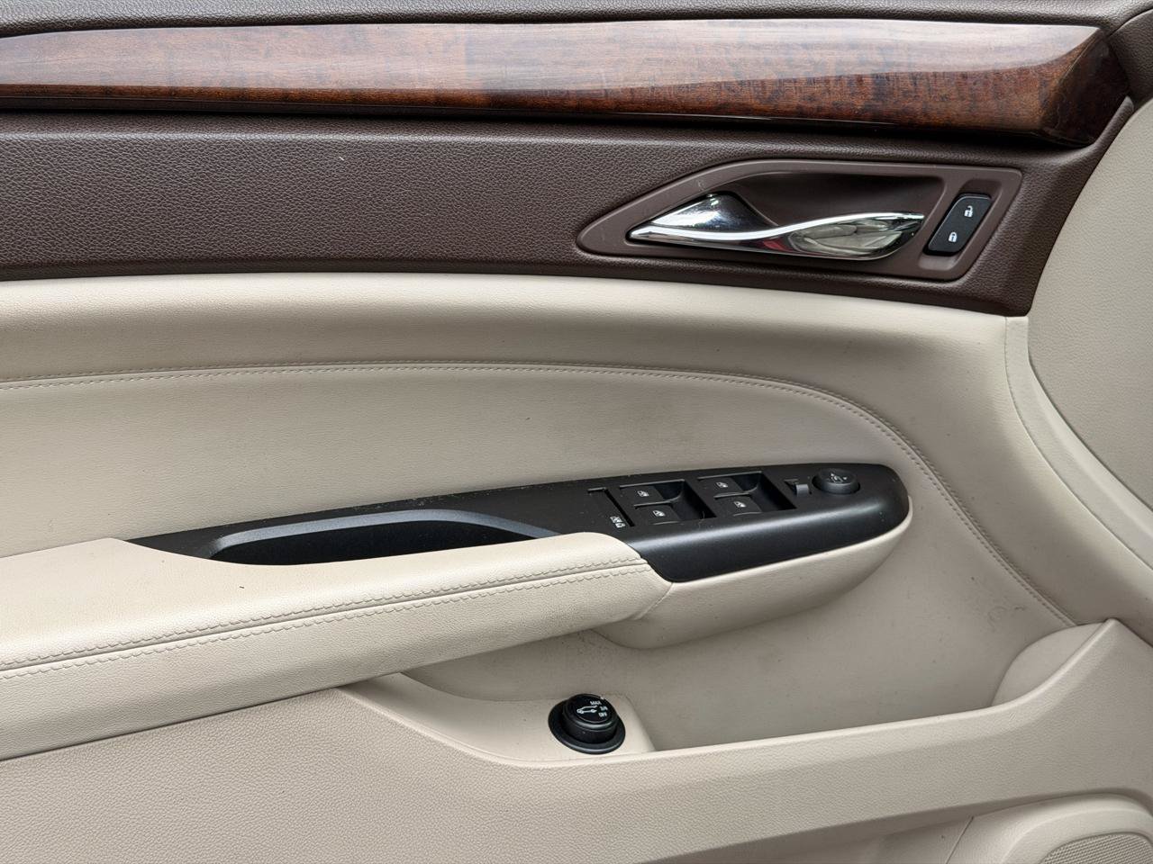 Used 2013 Cadillac SRX Premium AWD/4WD image 17