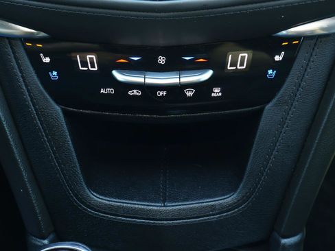 Used 2023 Cadillac XT5 Sportv w/ Platinum Package AWD/4WD image 31