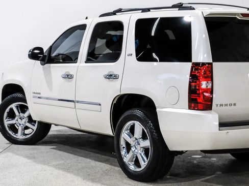 Used 2013 Chevrolet Tahoe LTZ RWD image 14