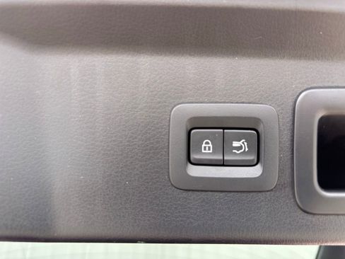 Certified 2021 MAZDA CX-30 2.5 Turbo w/ Premium Plus Pkg image 33