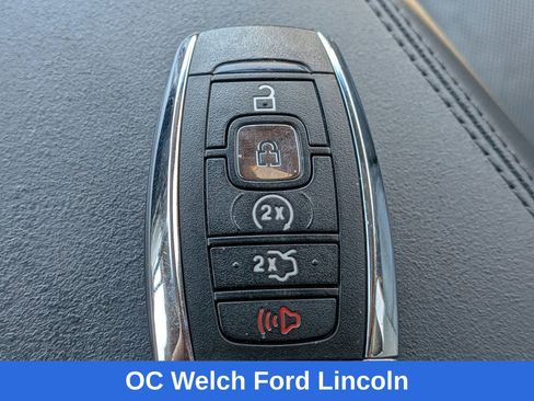 Used 2019 Lincoln Nautilus Reserve w/ Driver Assistance Package image 33