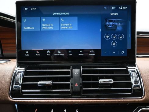 Used 2024 Lincoln Navigator L Reserve w/ Equipment Group 201A AWD/4WD image 29
