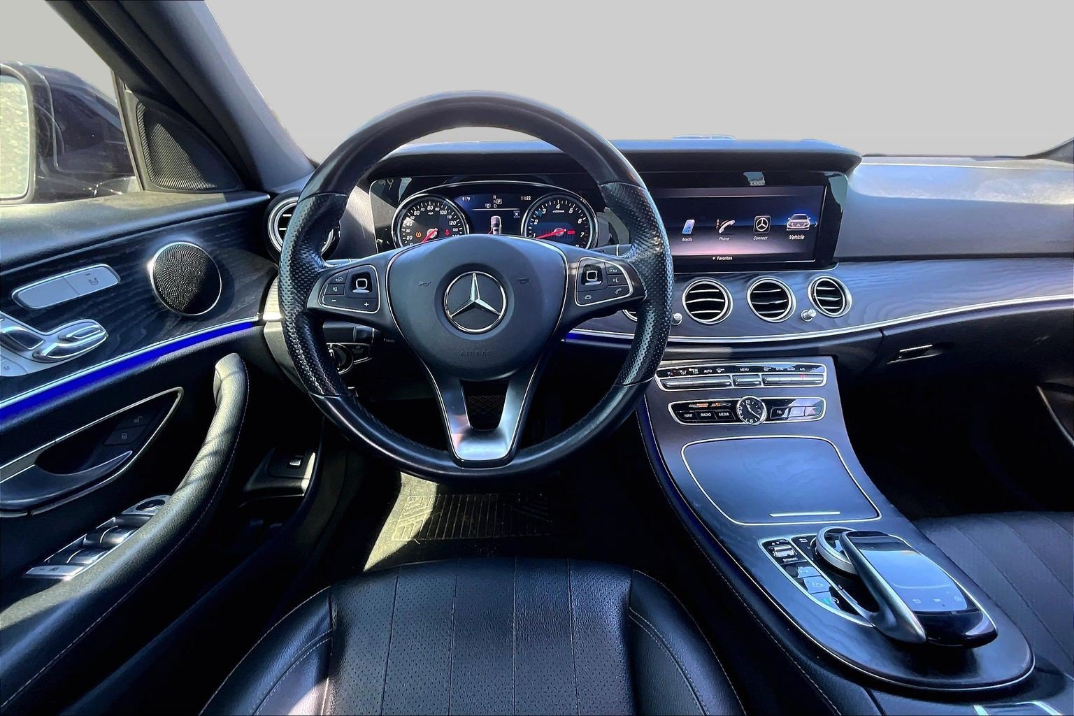 Used 2018 Mercedes-Benz E 300 w/ AMG Line Exterior image 3