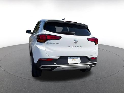 Used 2025 Buick Encore GX Preferred AWD/4WD image 11