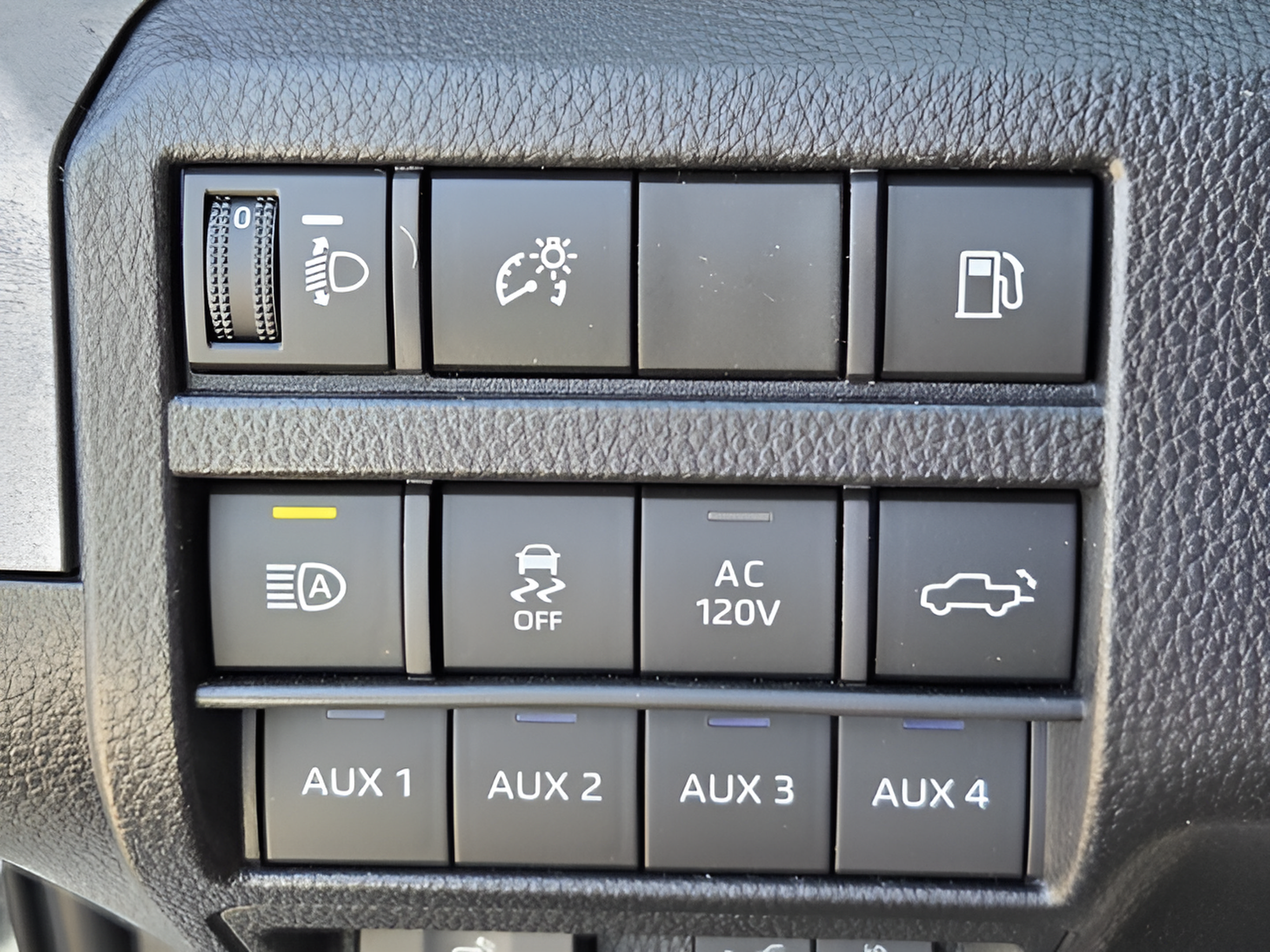 New 2026 Toyota Tacoma 4x4 Double Cab Hybrid image 23