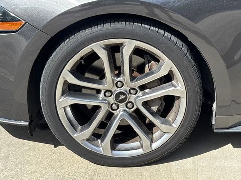 Used 2019 Ford Mustang GT Premium image 11