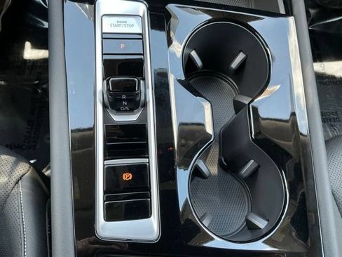 Certified 2025 Volkswagen Atlas SE AWD/4WD image 27