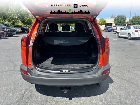 Used 2015 Toyota RAV4 XLE AWD/4WD image 18