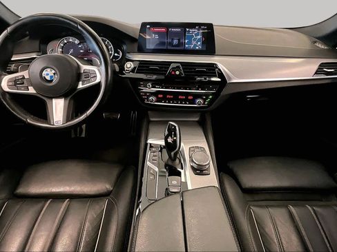 Used 2019 BMW 540i w/ M Sport Package RWD image 14
