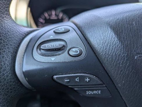 Used 2013 Nissan Pathfinder S AWD/4WD image 13