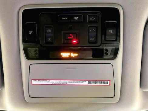 Certified 2024 Toyota Grand Highlander AWD image 37