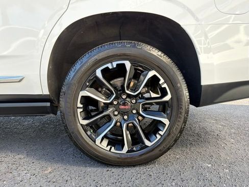 Used 2023 GMC Yukon Denali w/ Max Trailering Package image 31