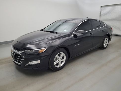 Used 2023 Chevrolet Malibu LS FWD image 2