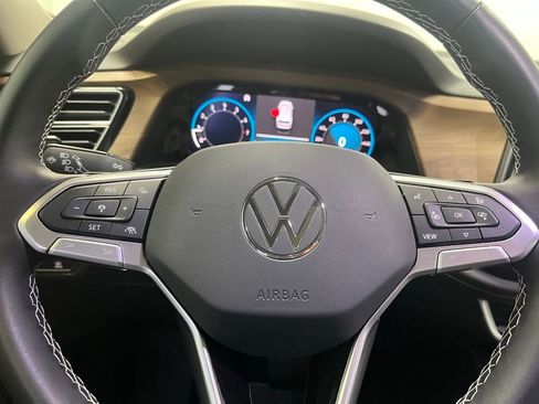 Certified 2025 Volkswagen Atlas SE w/ Panoramic Sunroof Package image 20