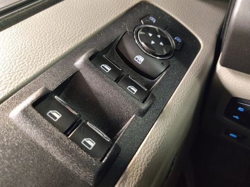 Used 2018 Ford F150 XLT RWD image 27