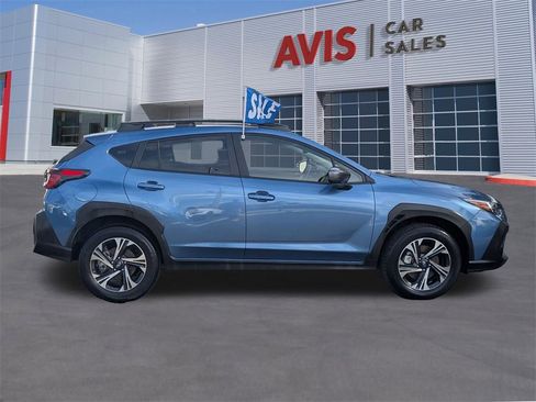 Used 2024 Subaru Crosstrek 2.0i Premium image 5