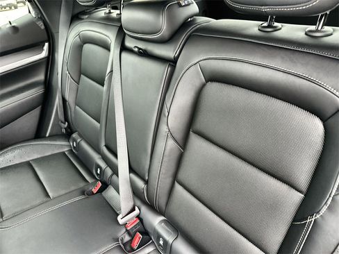 New 2026 GMC Terrain Elevation image 18