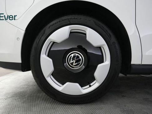 Used 2025 Volkswagen ID. Buzz Pro S image 22