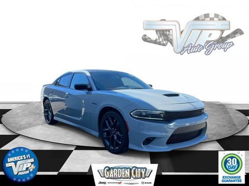 Used 2022 Dodge Charger R/T w/ Blacktop Package RWD image 1