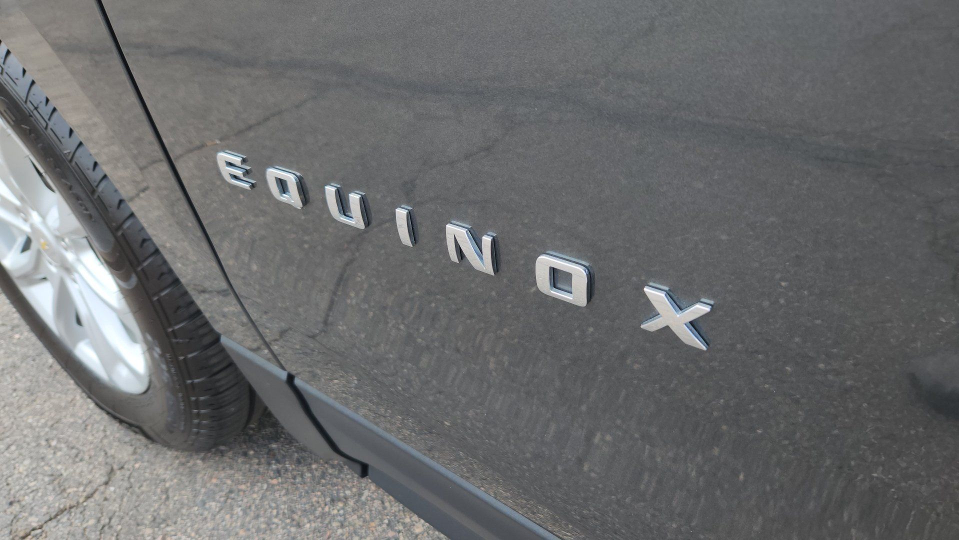 Used 2018 Chevrolet Equinox LT AWD/4WD image 14