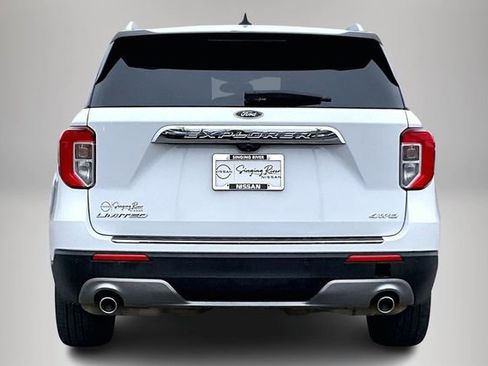 Used 2022 Ford Explorer Limited image 6