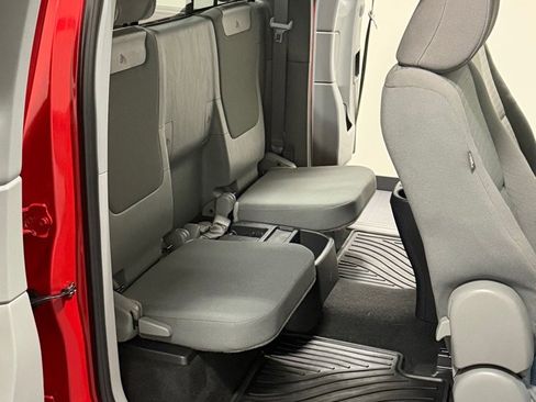 Used 2013 Toyota Tacoma PreRunner w/ SR5 Pkg image 10