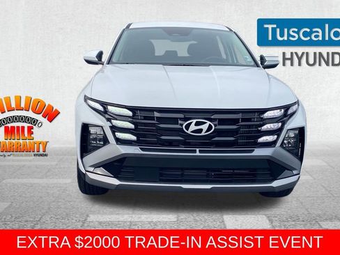 New 2026 Hyundai Tucson Blue SE image 2