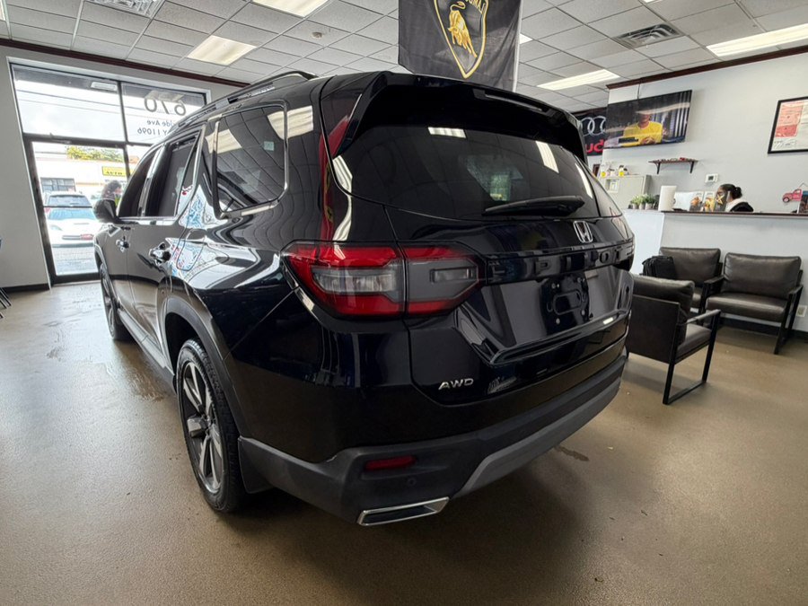Used 2023 Honda Pilot Elite image 15