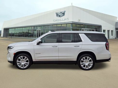 Used 2021 Chevrolet Tahoe High Country AWD/4WD image 3