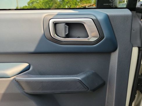 New 2026 Ford Bronco Heritage Edition AWD/4WD image 15