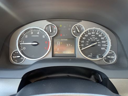 Used 2014 Toyota Tundra SR image 14