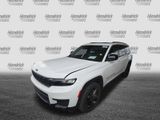 Used 2023 Jeep Grand Cherokee L Laredo image 2
