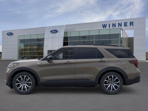 New 2026 Ford Explorer ST-Line AWD/4WD image 3