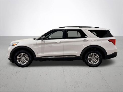 Certified 2024 Ford Explorer XLT w/ Equipment Group 202A AWD/4WD image 16