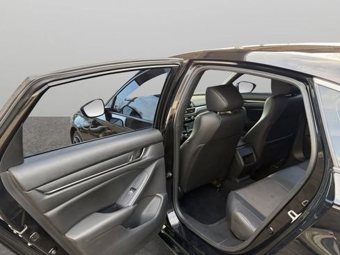 Used 2019 Honda Accord Sport image 12