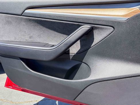 Used 2022 Tesla Model 3 Performance image 19