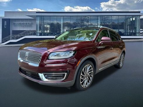Used 2019 Lincoln Nautilus Reserve AWD/4WD image 3
