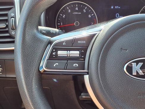 Used 2021 Kia Sportage LX image 18