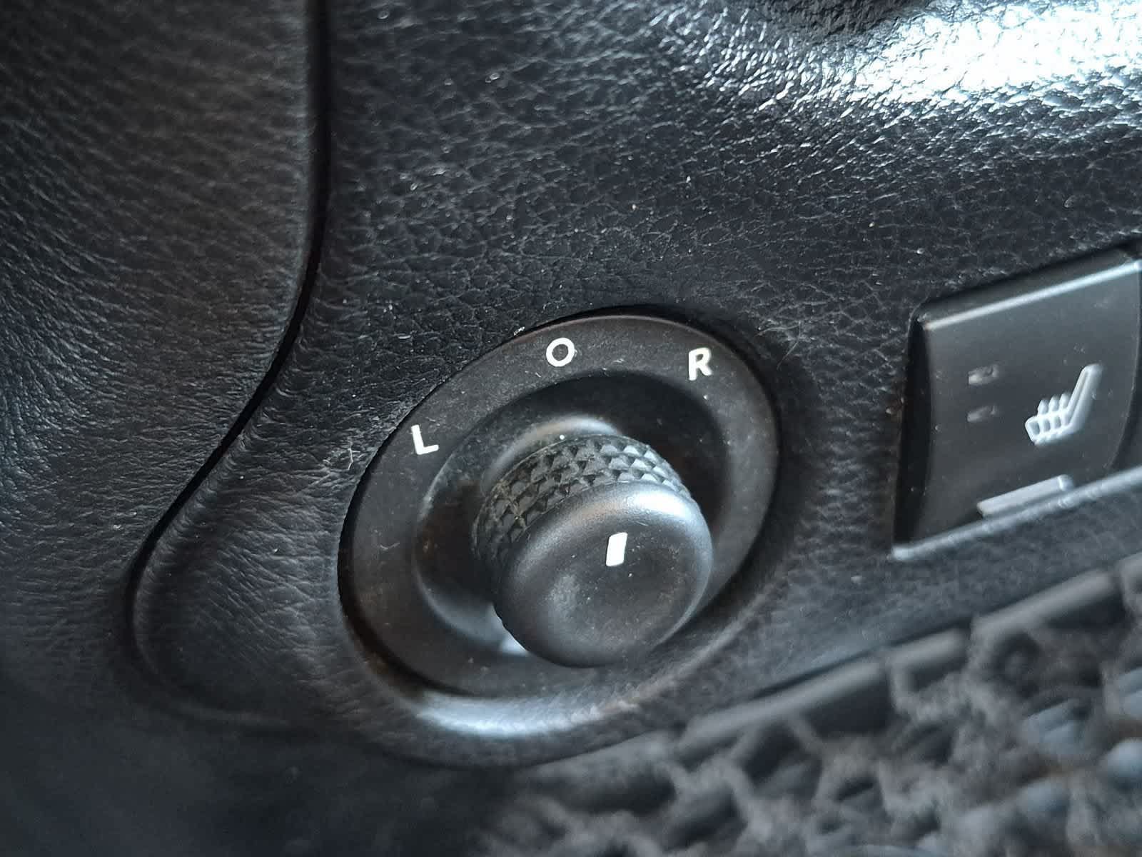 Used 2011 Jeep Wrangler Sahara w/ Dual Top Group AWD/4WD image 28