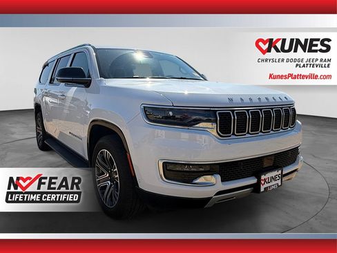 Used 2025 Jeep Wagoneer L Series II AWD/4WD image 1