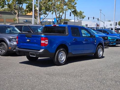 Certified 2025 Ford Maverick XL FWD image 8