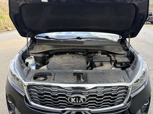 Used 2020 Kia Sorento EX image 18