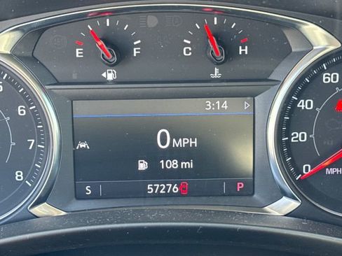 Used 2024 GMC Terrain SLT FWD image 17